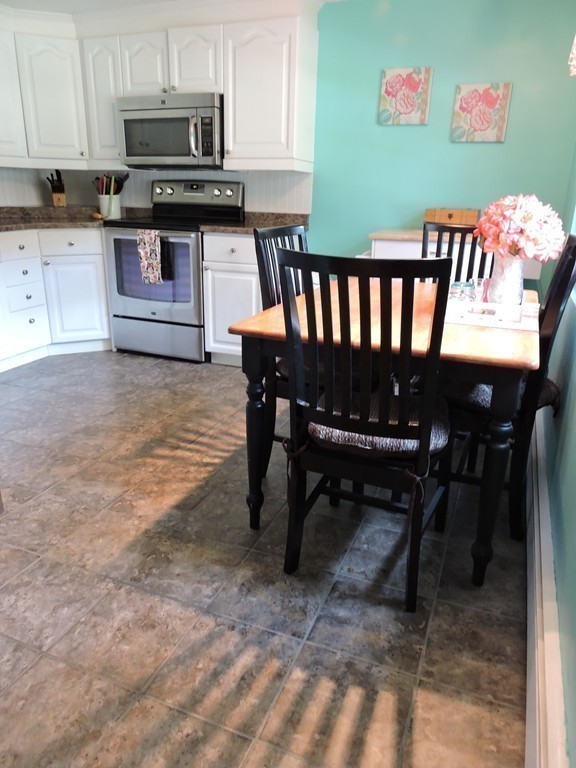 82 Renwick Road, Unit C Wakefield, MA 01880 - Photo 8 of 20 Gallery Image 8