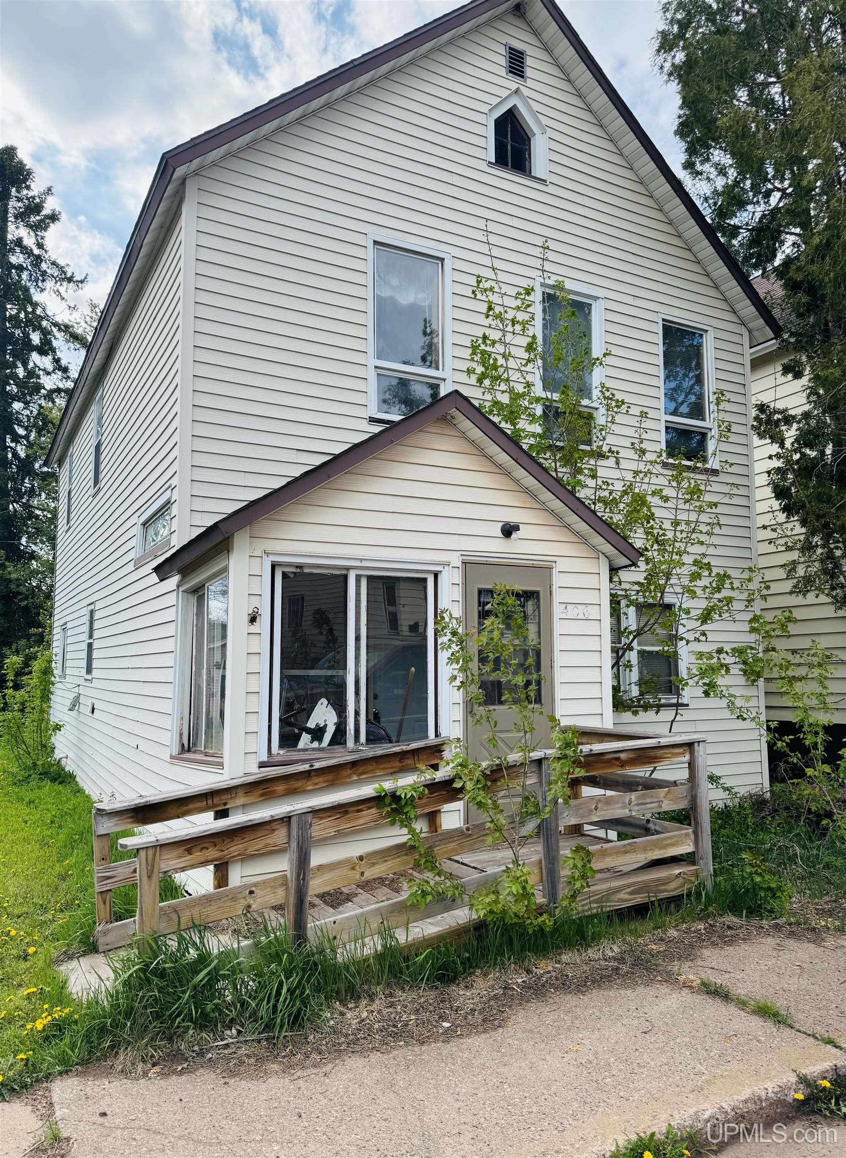 406 South 3rd Street Ishpeming, MI 49849 - Photo 1 of 22 Gallery Image 1
