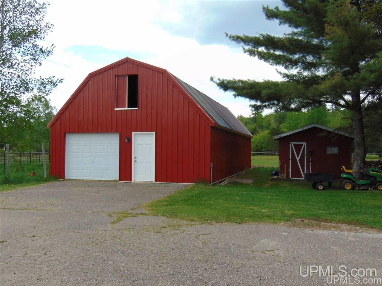 230 Wilderness Road Negaunee, MI 49866 - Photo 4 of 49 Gallery Image 4