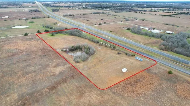 $399,000 | 265 County Road 1280, Savoy, TX 75479