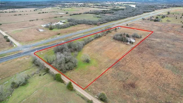 $399,000 | 265 County Road 1280, Savoy, TX 75479