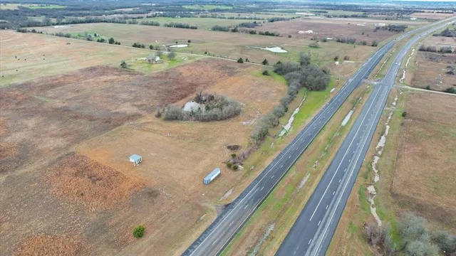 $399,000 | 265 County Road 1280, Savoy, TX 75479