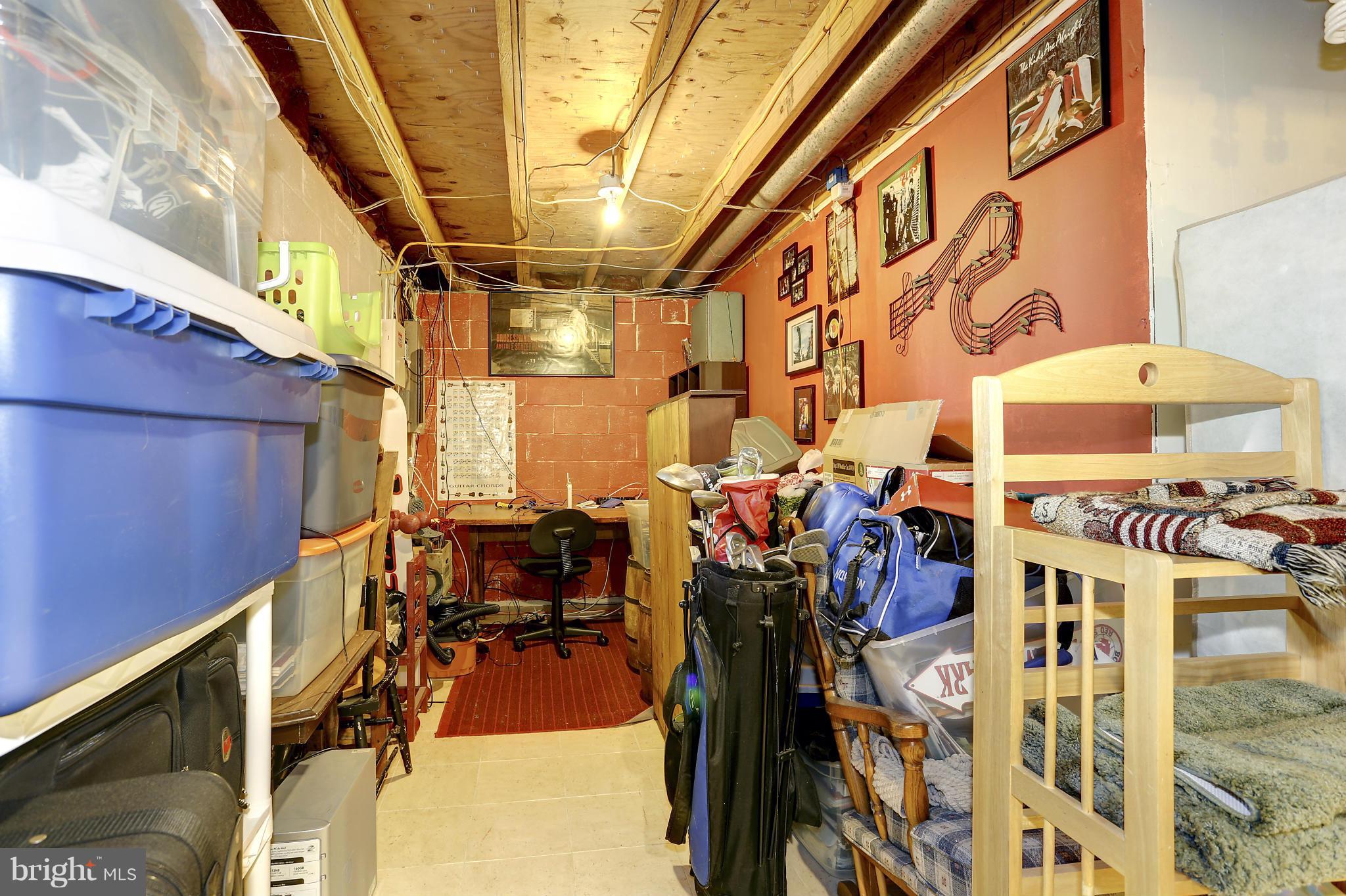 710 Uniontown Road Westminster, MD 21158 - Photo 22 of 30 Interior (General)