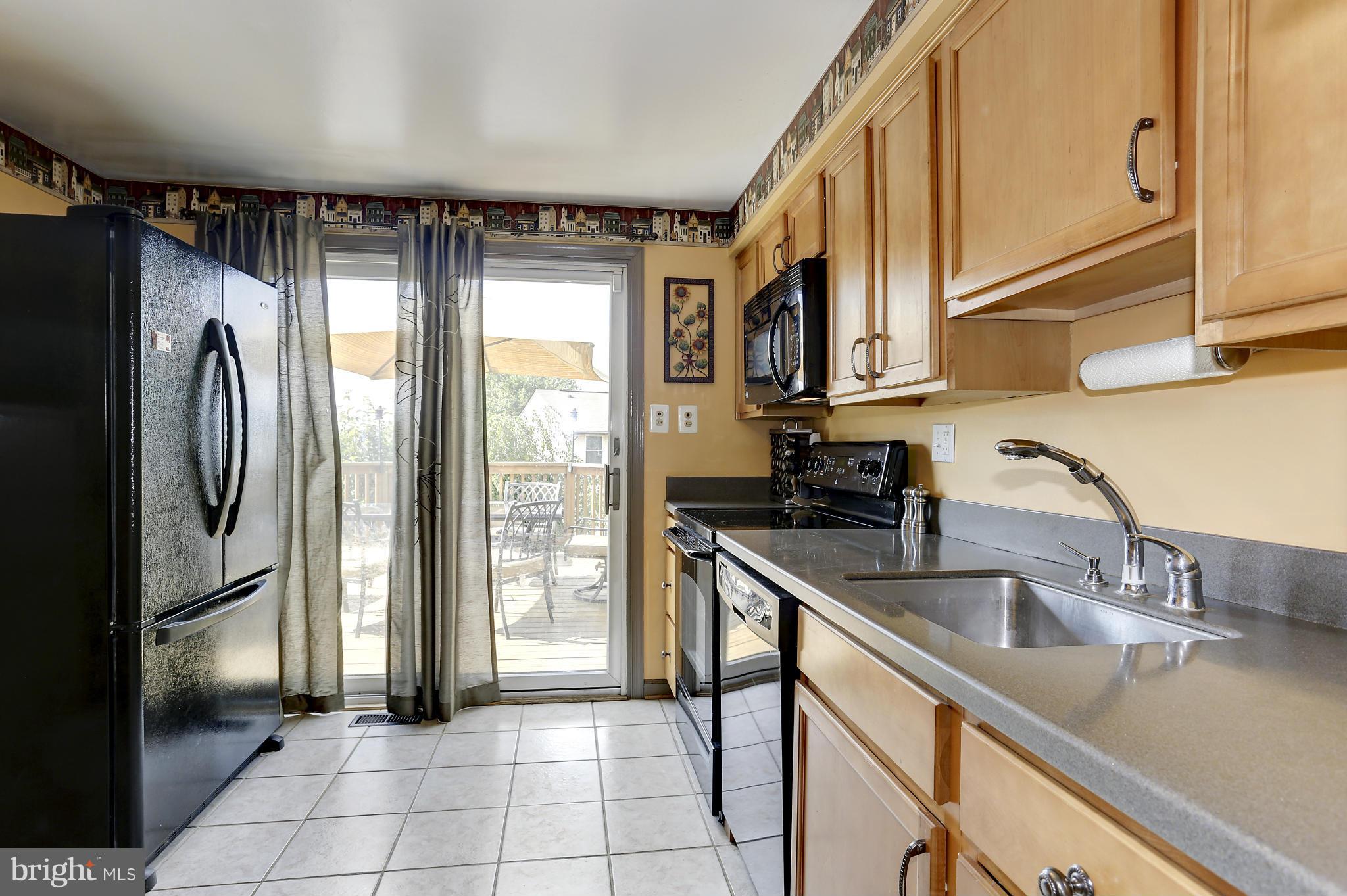 710 Uniontown Road Westminster, MD 21158 - Photo 6 of 30 Kitchen