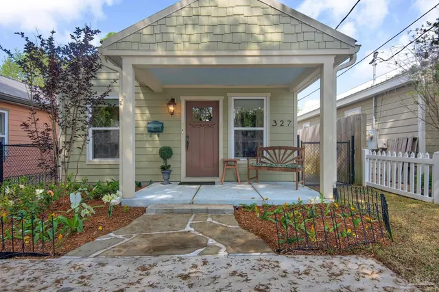 $387,900 | 327 North Reus Street, Pensacola, FL 32501