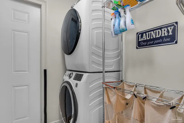 $387,900 | 327 North Reus Street, Pensacola, FL 32501