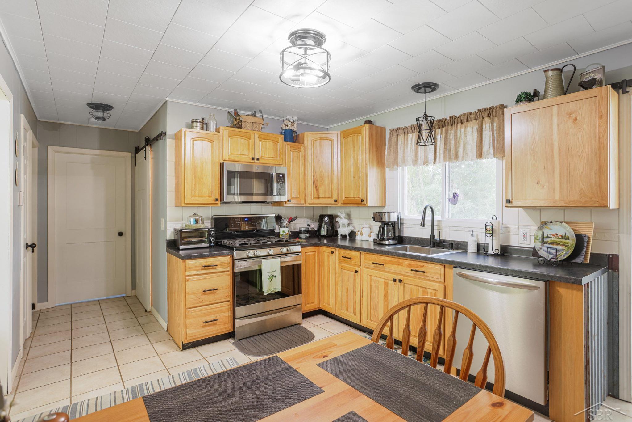 2936 North Orr Road Hemlock, MI 48626 - Photo 16 of 29 50088875-15.JPG
