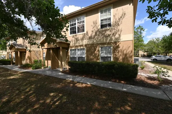 $1,500 | 36009 Deer Creek Drive, Unit 104, Zephyrhills, FL 33541