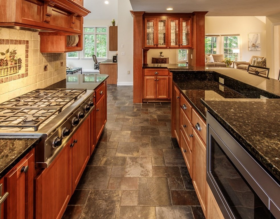 6 Sherburne Road Westborough, MA 01581 - Photo 15 of 42 Gallery Image 15