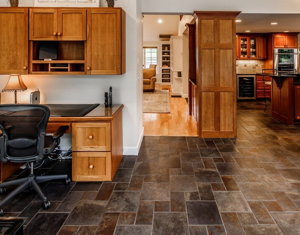 6 Sherburne Road Westborough, MA 01581 - Photo 26 of 42 Gallery Image 26