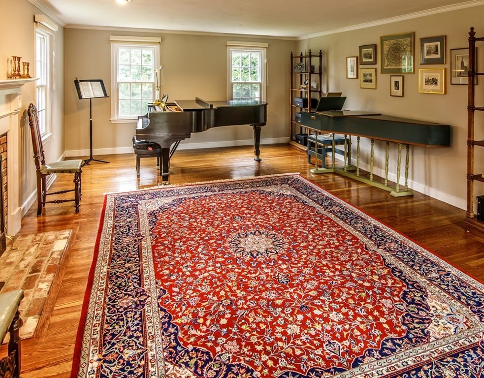 6 Sherburne Road Westborough, MA 01581 - Photo 8 of 42 Gallery Image 8