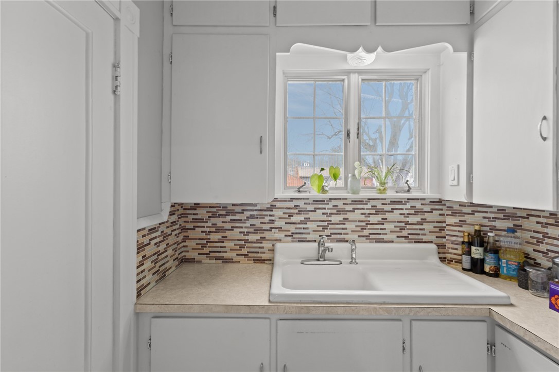 429 Winter Street Woonsocket, RI 02895 - Photo 12 of 49