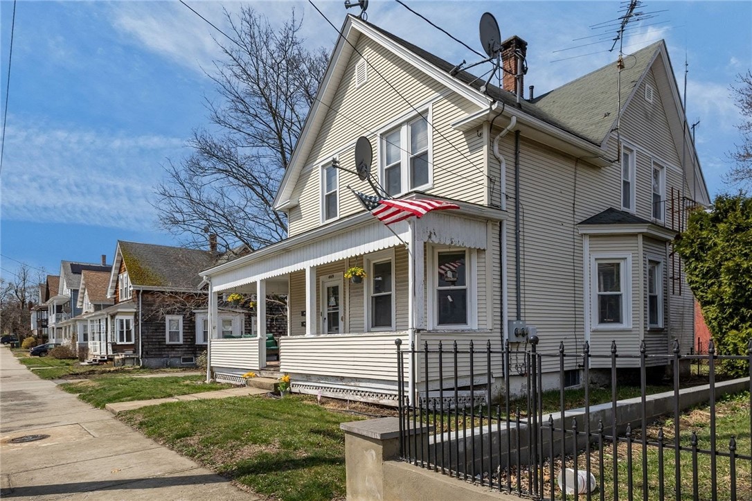 429 Winter Street Woonsocket, RI 02895 - Photo 3 of 49