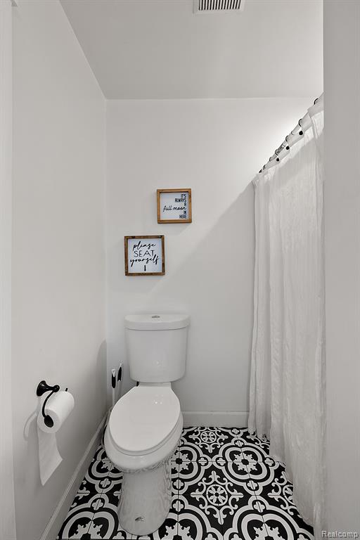 810 East Buell Road Rochester, MI 48306 - Photo 25 of 38