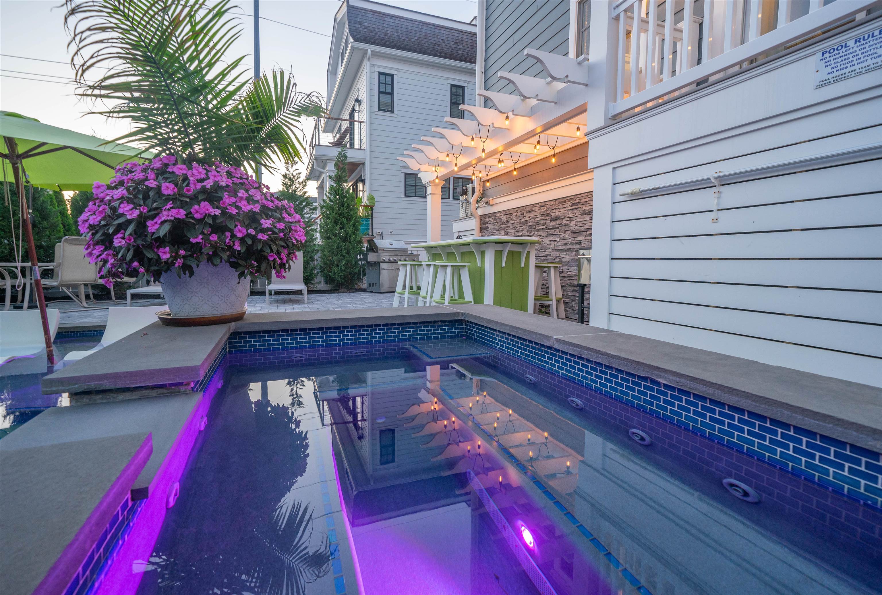 280 36th Avalon, NJ 08202 - Photo 44 of 46 a view of a balcony with furniture