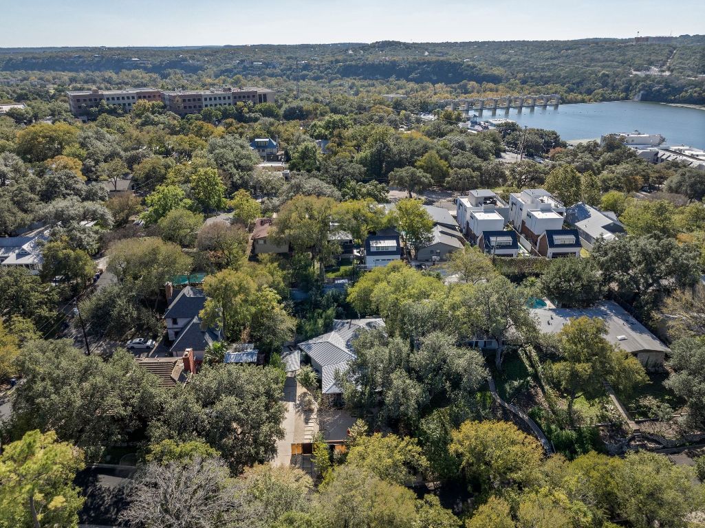 3705 Bridle Path Austin, TX 78703 - Photo 21 of 26 an aerial view of multiple house