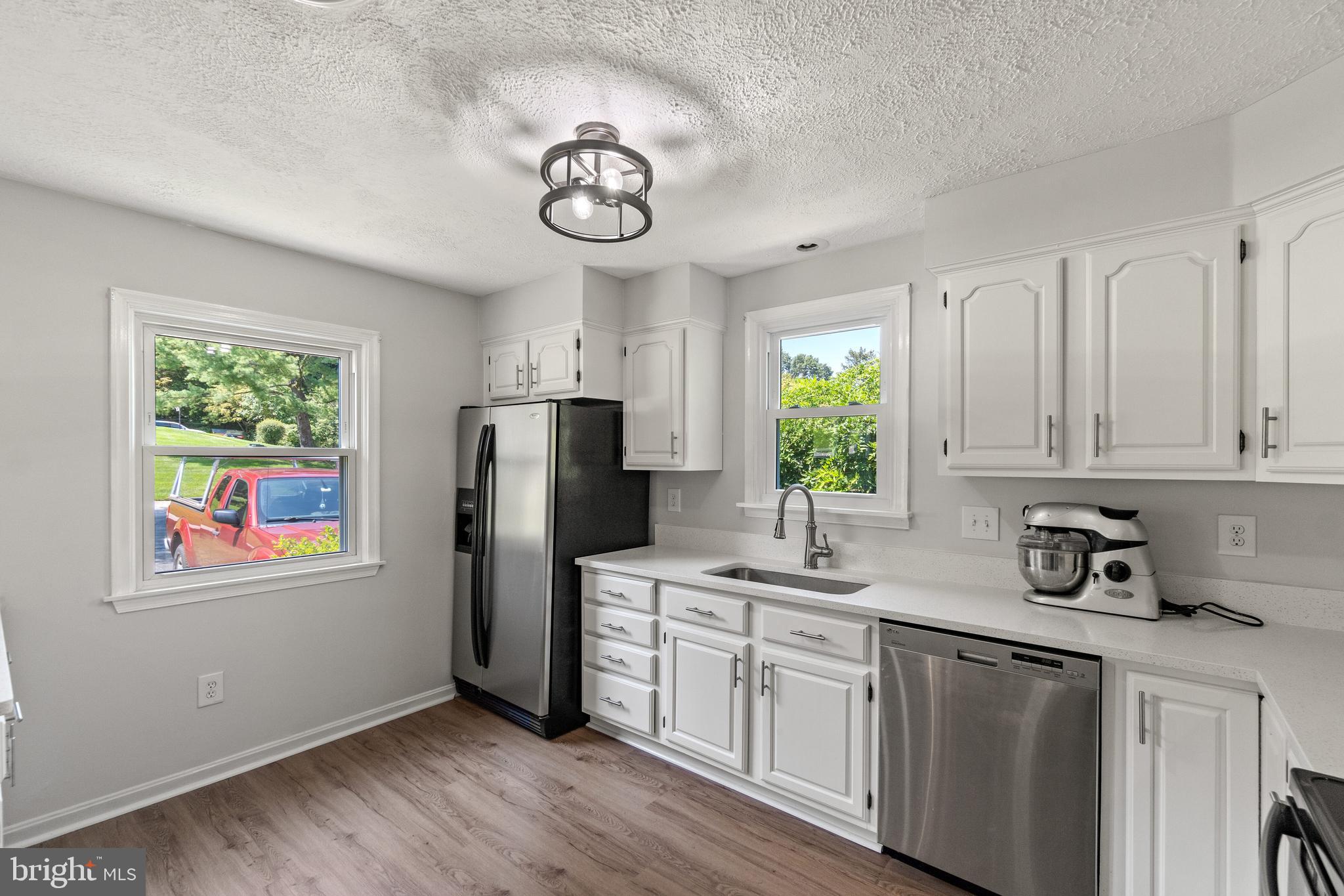 3637 Valley Road Ellicott City, MD 21042 - Photo 11 of 38 Kitchen