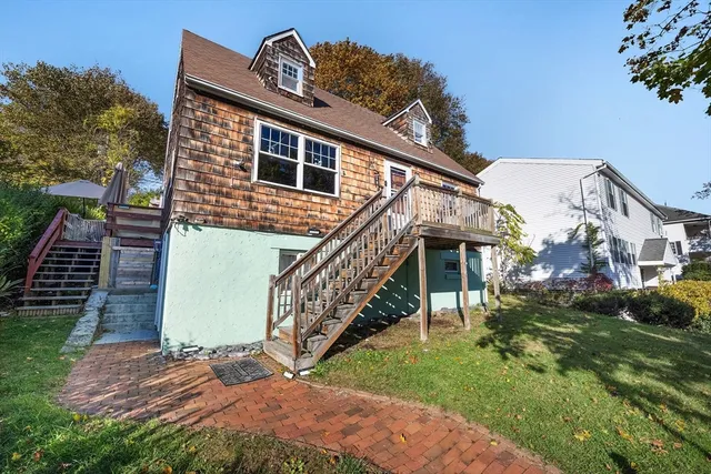 $374,900 | 10 Ellsmere Street, Worcester, MA 01604