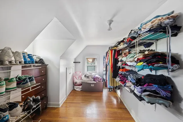 $374,900 | 10 Ellsmere Street, Worcester, MA 01604