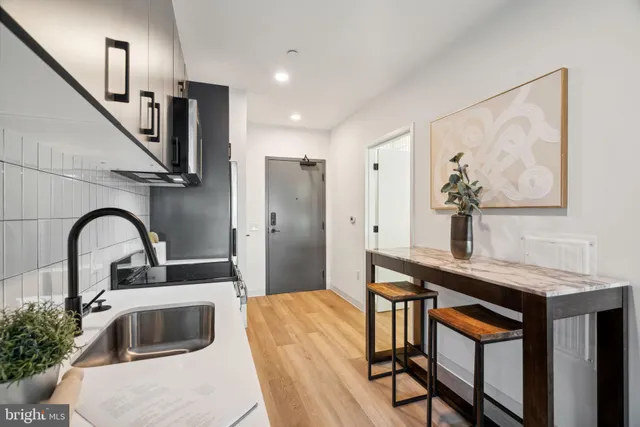 $1,350 | 1108-20 North Front Street, Unit STUDIO, Philadelphia, PA 19123