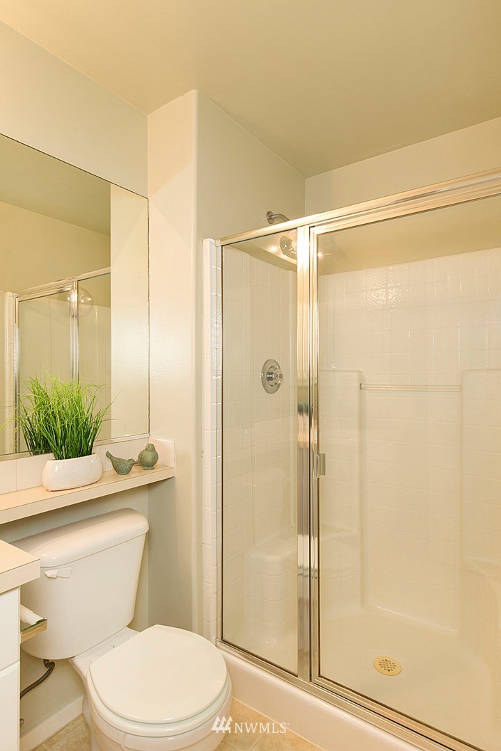 4316 Northeast 5th Court, Unit 105 Renton, WA 98059 - Photo 14 of 22 Gallery Image 14