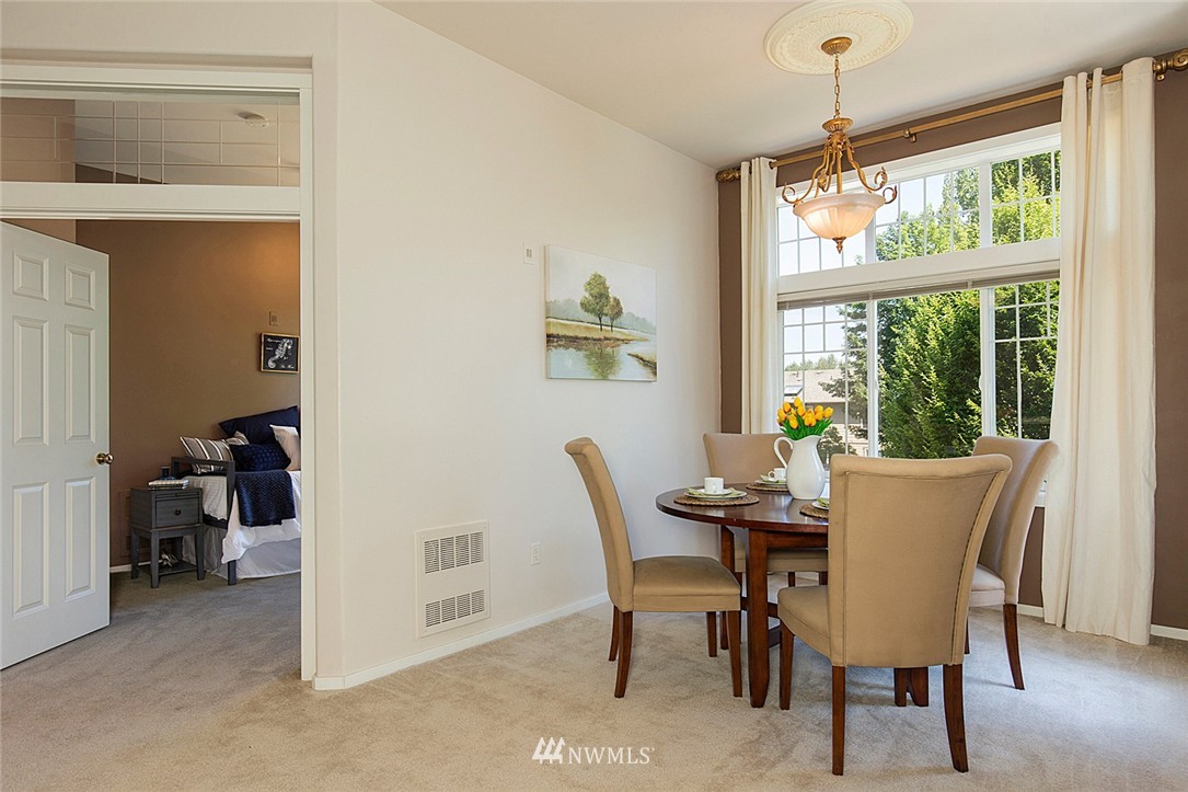 4316 Northeast 5th Court, Unit 105 Renton, WA 98059 - Photo 5 of 22 Gallery Image 5