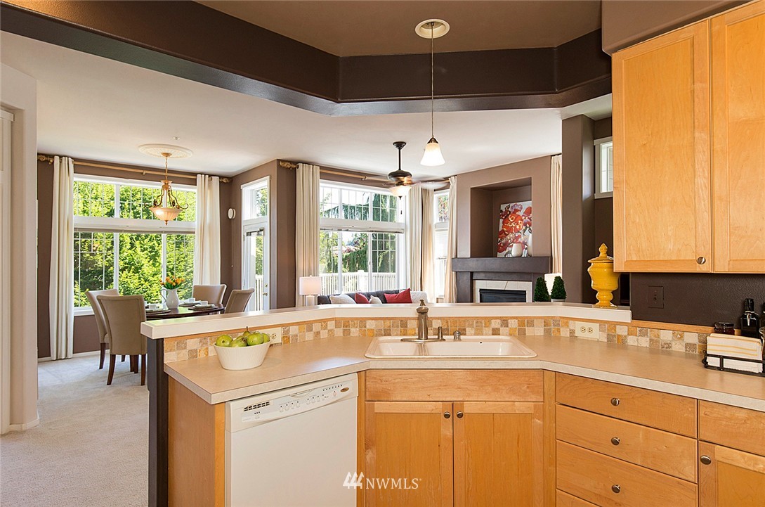 4316 Northeast 5th Court, Unit 105 Renton, WA 98059 - Photo 10 of 22 Gallery Image 10