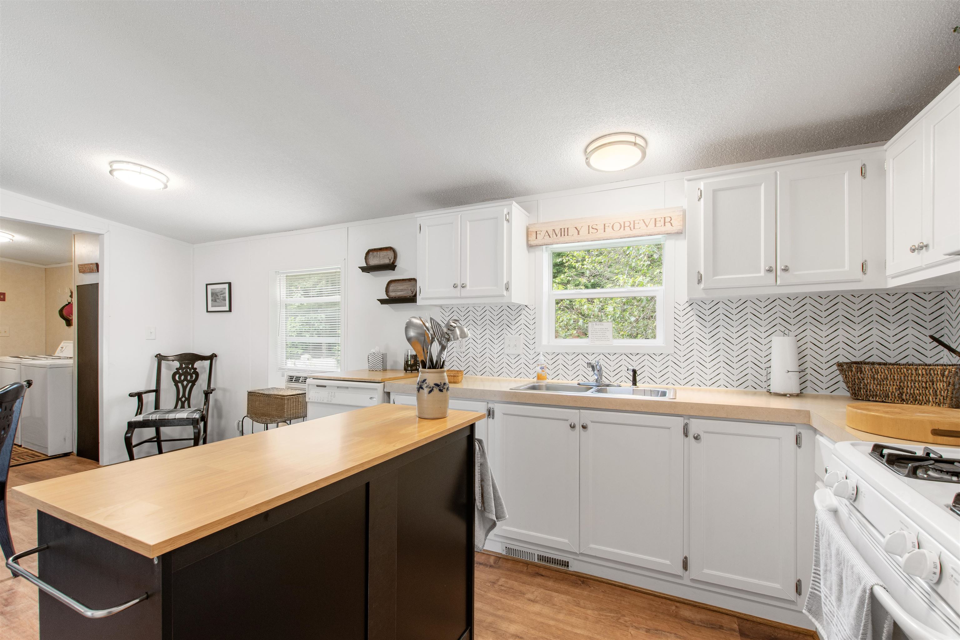 481 Back Lake Road Pittsburg, NH 03592 - Photo 20 of 39