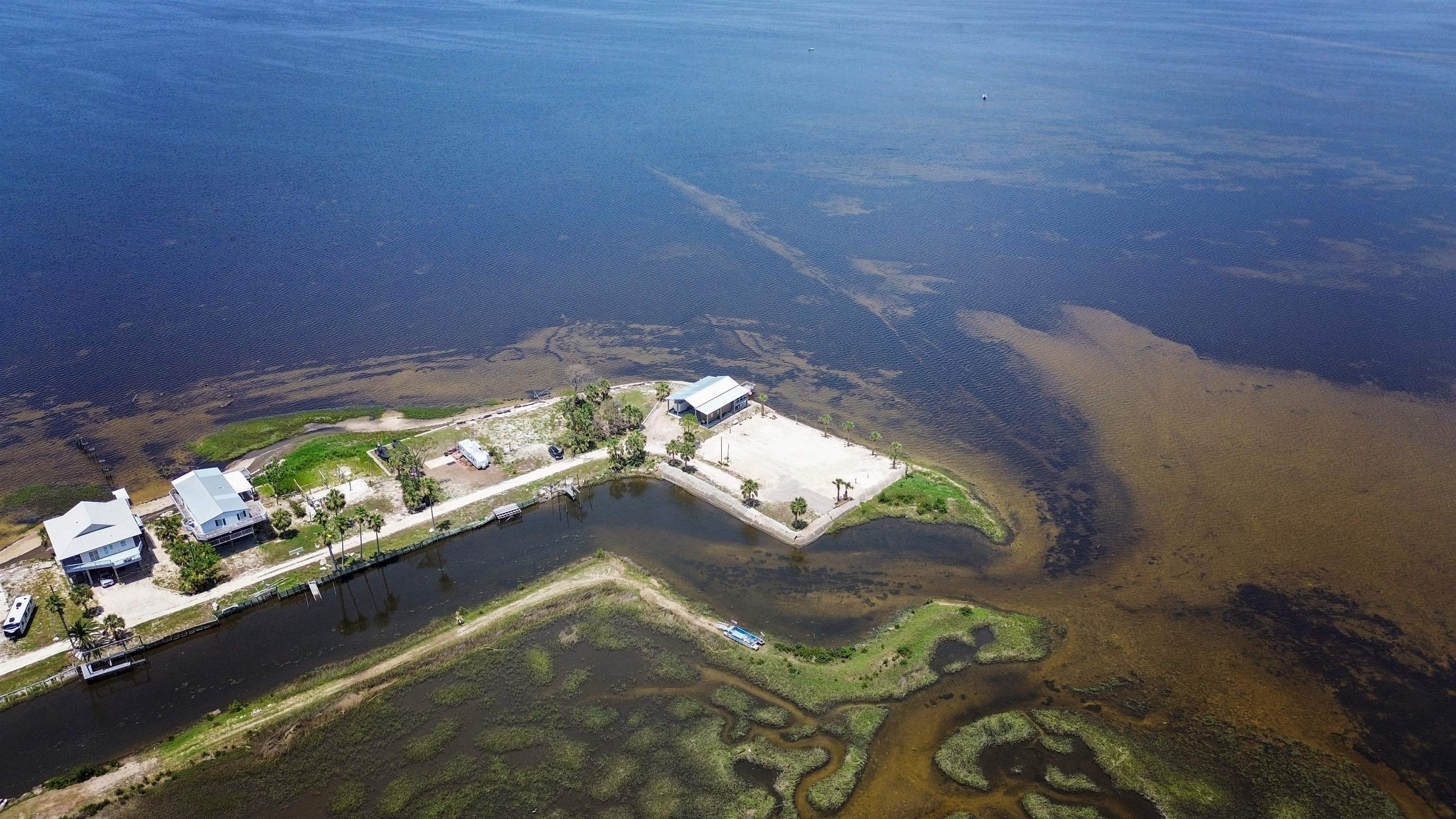 21865 Gulfview Road Perry, FL 32348 - Photo 10 of 18