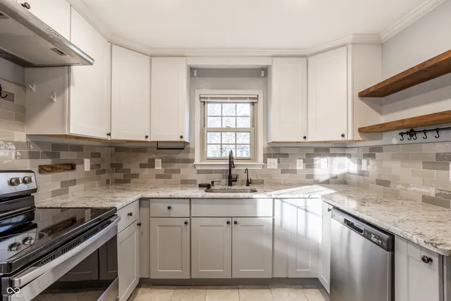 $325,000 | 5525 Rosslyn Avenue, Indianapolis, IN 46220