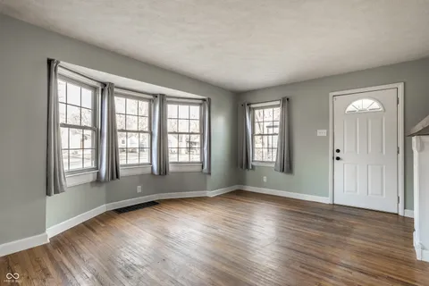 $325,000 | 5525 Rosslyn Avenue, Indianapolis, IN 46220