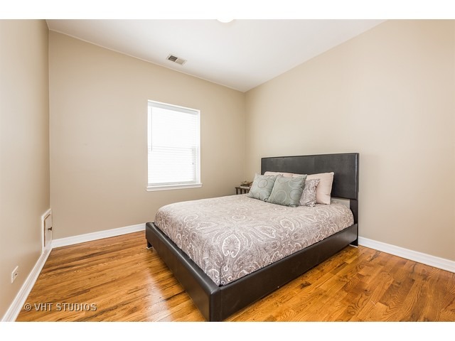 1524 North Leavitt Street, Unit 3 Chicago, IL 60622 - Photo 9 of 12