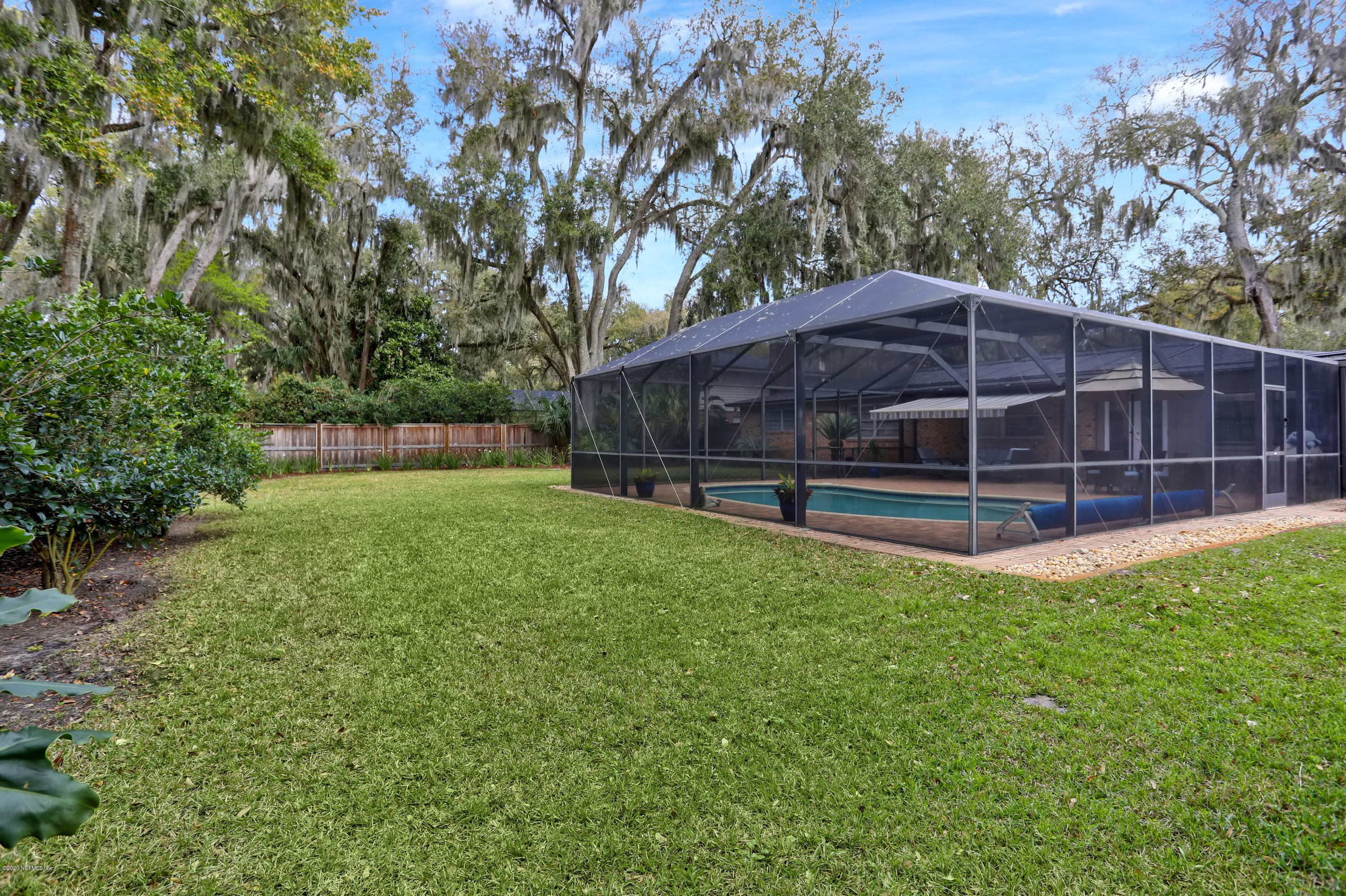 1410 Kings Road Neptune Beach, FL 32266 - Photo 27 of 32 Backyard Fenced