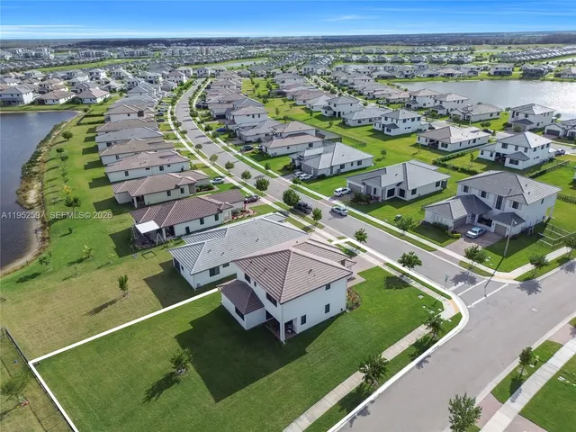 $650,000 | 5206 Karlia Drive, Ave Maria, FL 34142