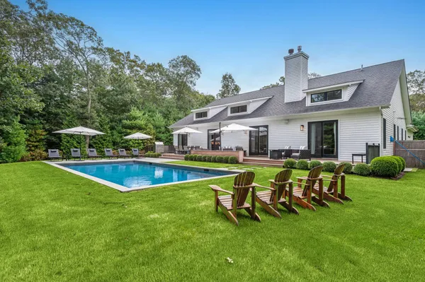 $95,000 | 28 Settlers Landing Lane, East Hampton, NY 11937