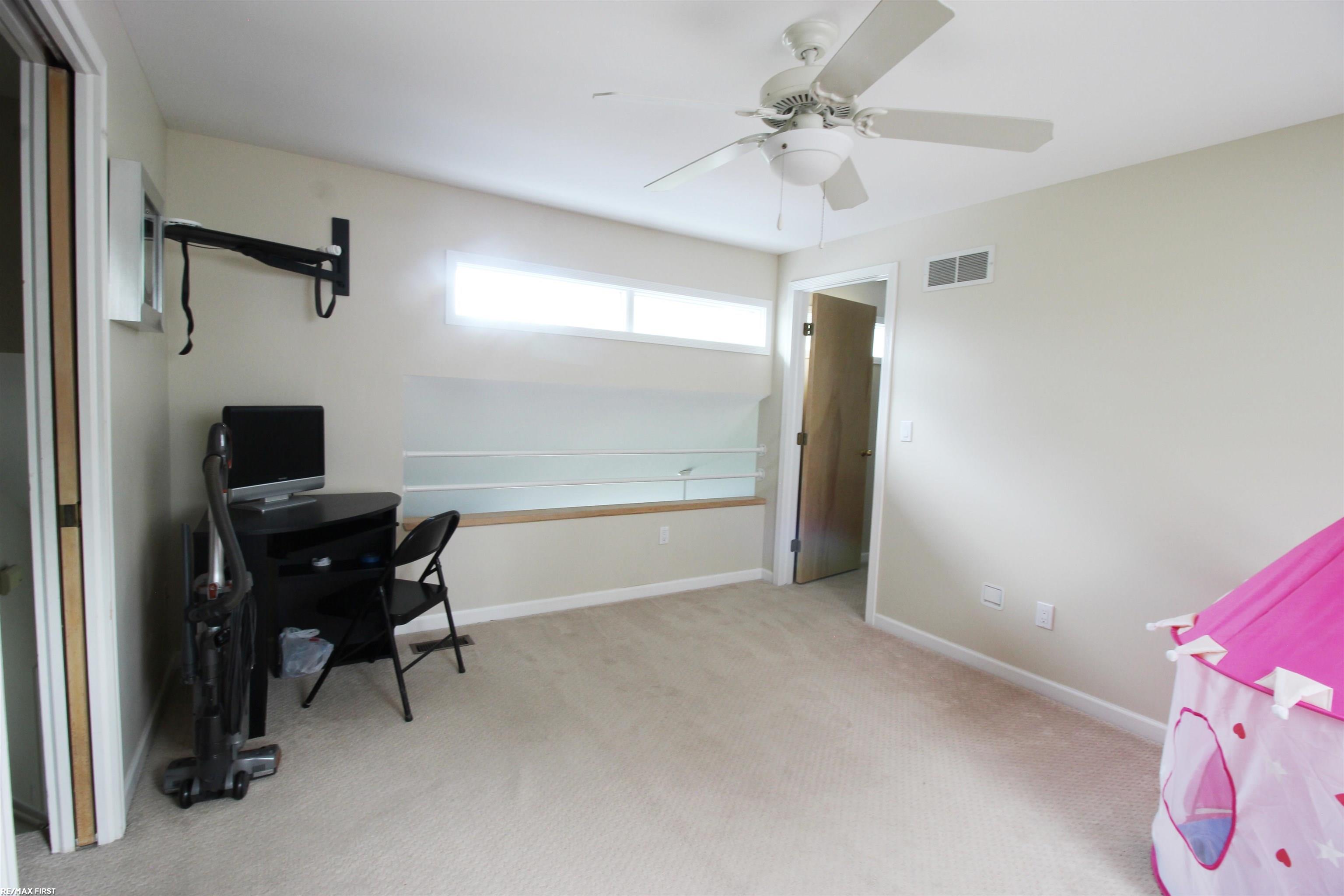 8332 East Pearson Road Utica, MI 48316 - Photo 25 of 38 Gallery Image 25