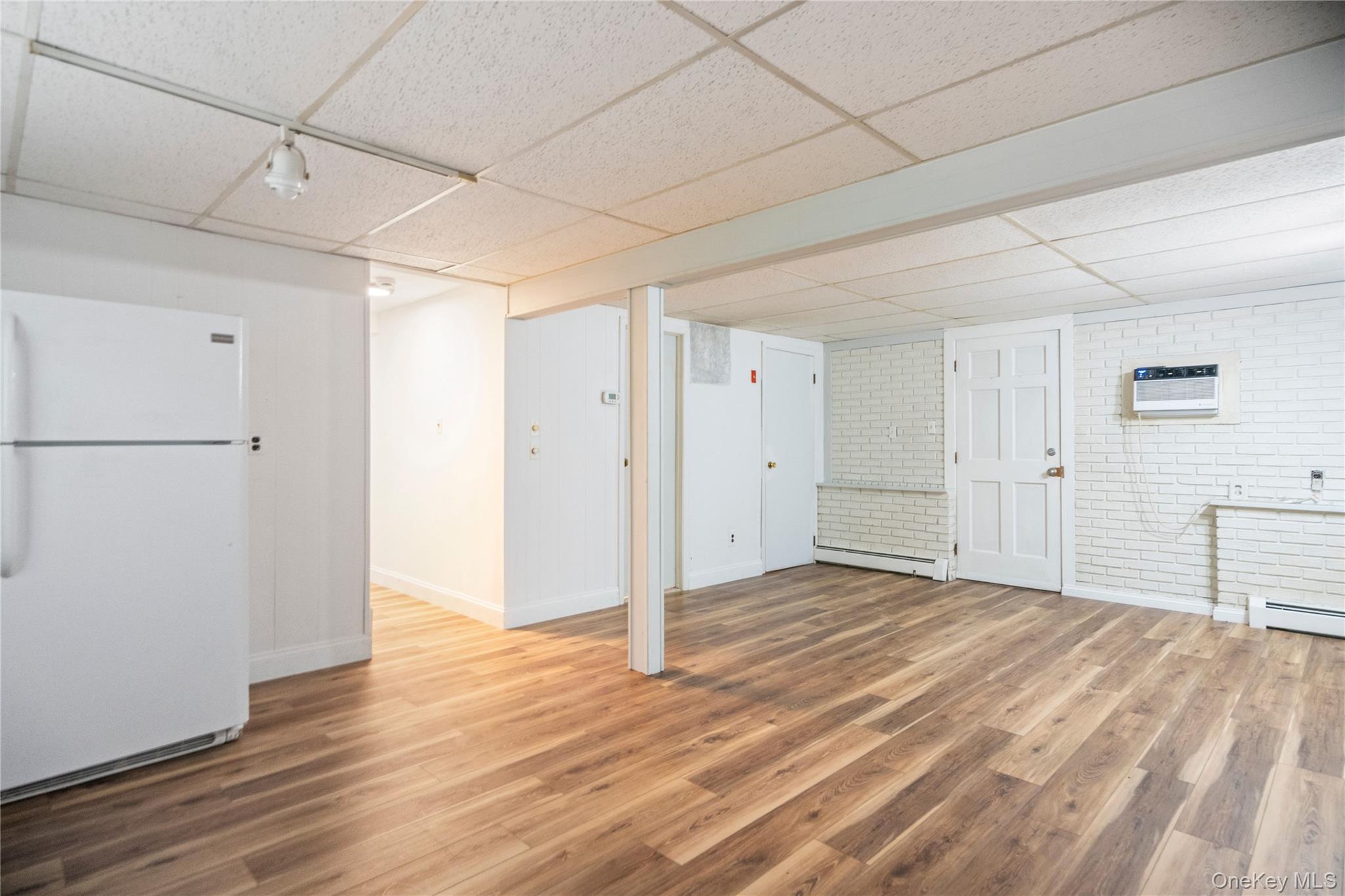 39 Wolf Hollow Road Centereach, NY 11720 - Photo 23 of 35