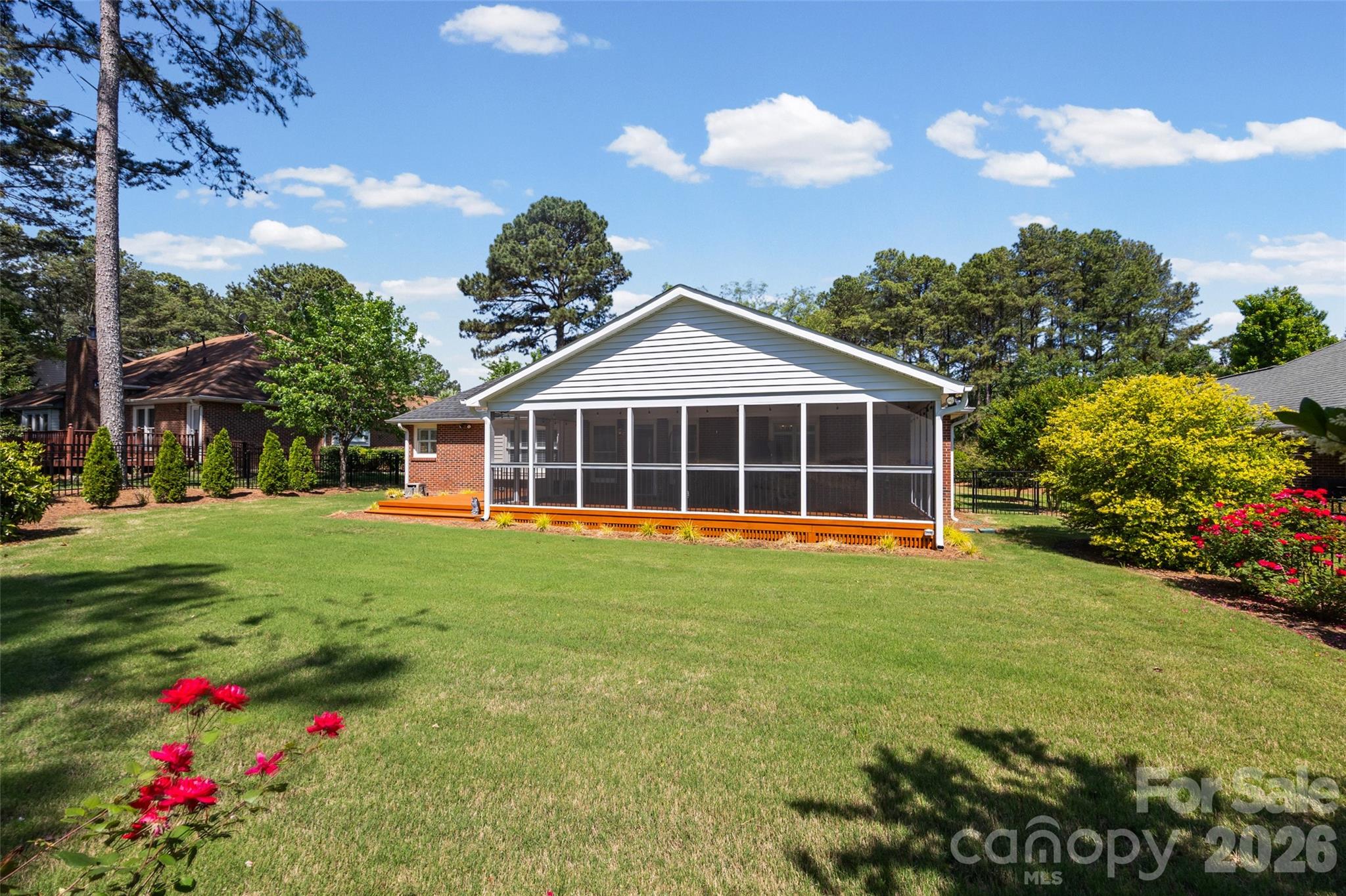 227 Point Wylie Lane Fort Mill, SC 29708 - Photo 42 of 44 Gallery Image 42