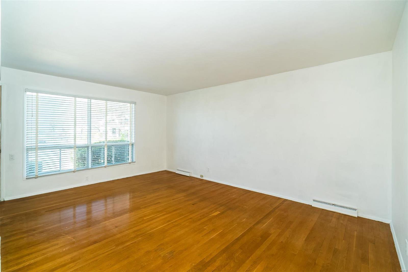 2330 Brown Road St. Louis, MO 63114 - Photo 11 of 51 Gallery Image 11