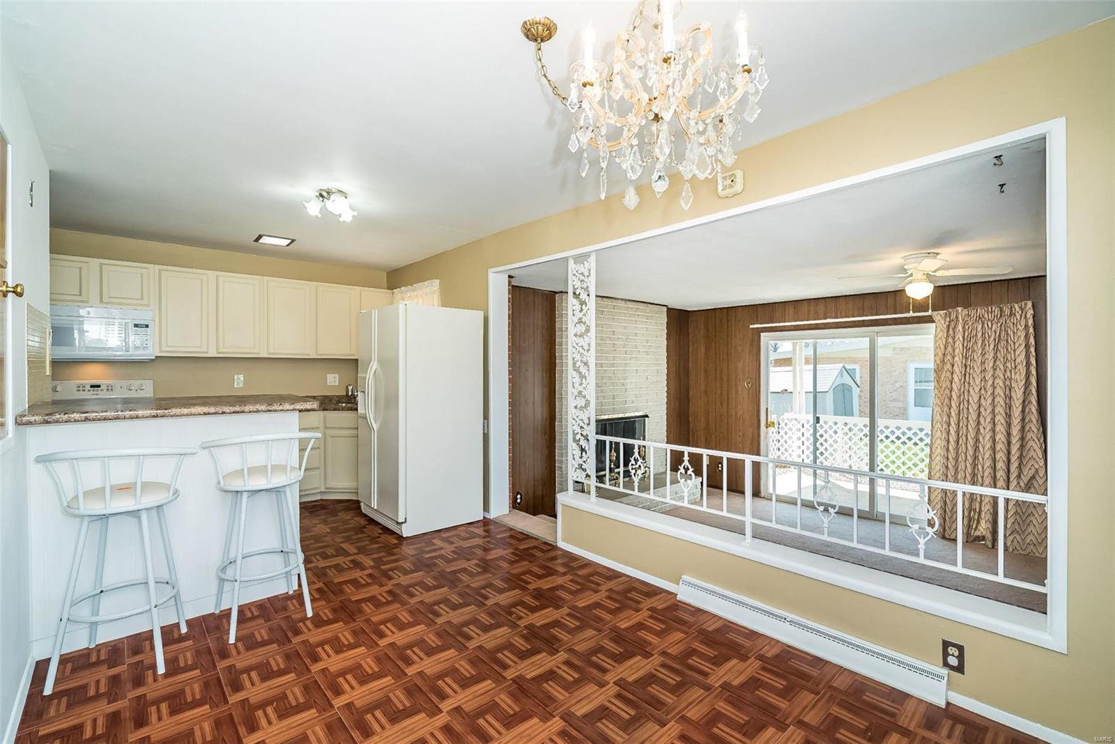 2330 Brown Road St. Louis, MO 63114 - Photo 12 of 51 Gallery Image 12