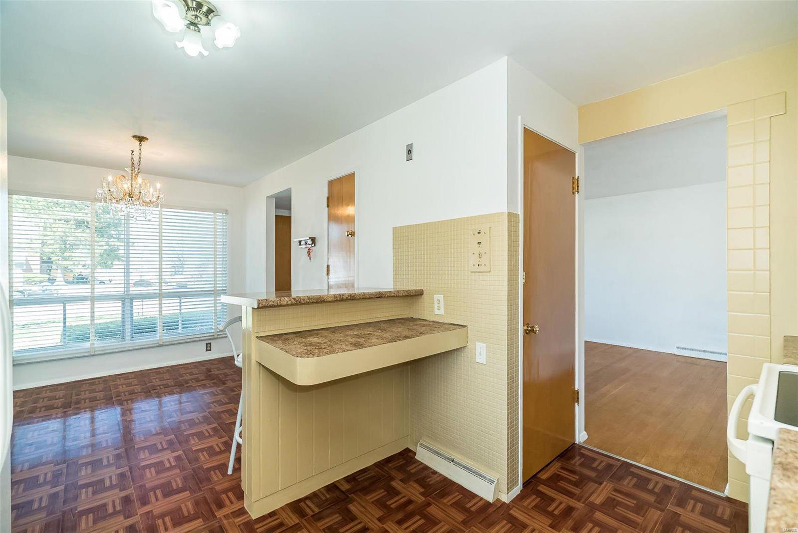 2330 Brown Road St. Louis, MO 63114 - Photo 18 of 51 Gallery Image 18