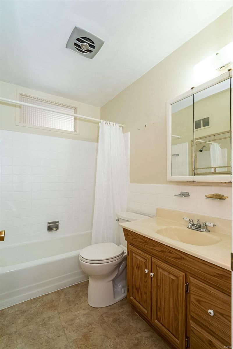 2330 Brown Road St. Louis, MO 63114 - Photo 26 of 51 Gallery Image 26
