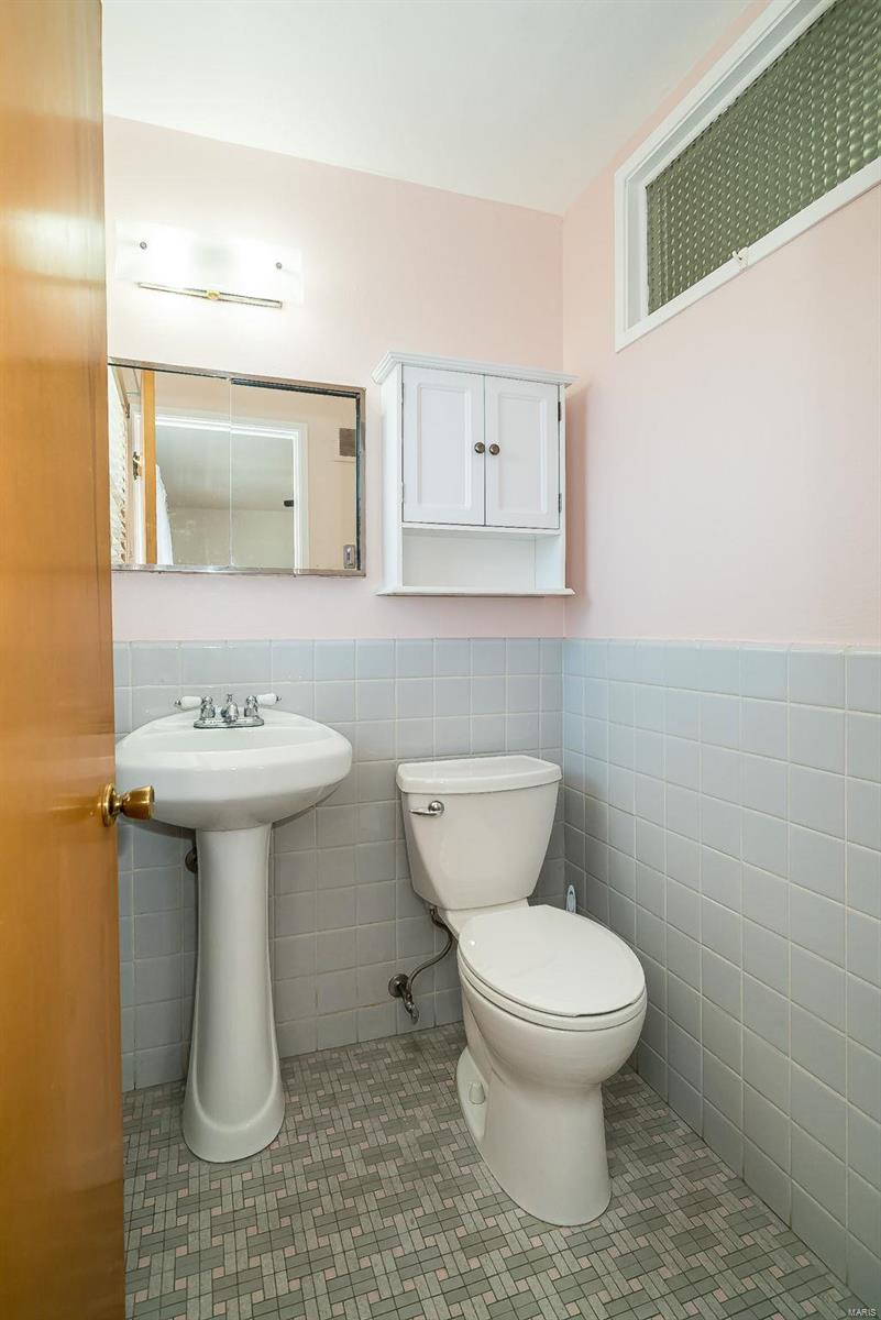 2330 Brown Road St. Louis, MO 63114 - Photo 33 of 51 Gallery Image 33