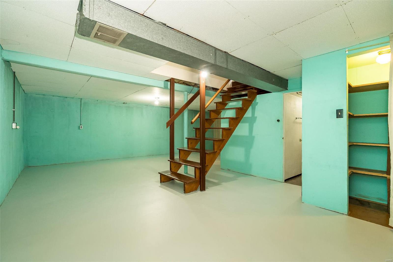 2330 Brown Road St. Louis, MO 63114 - Photo 34 of 51 Gallery Image 34