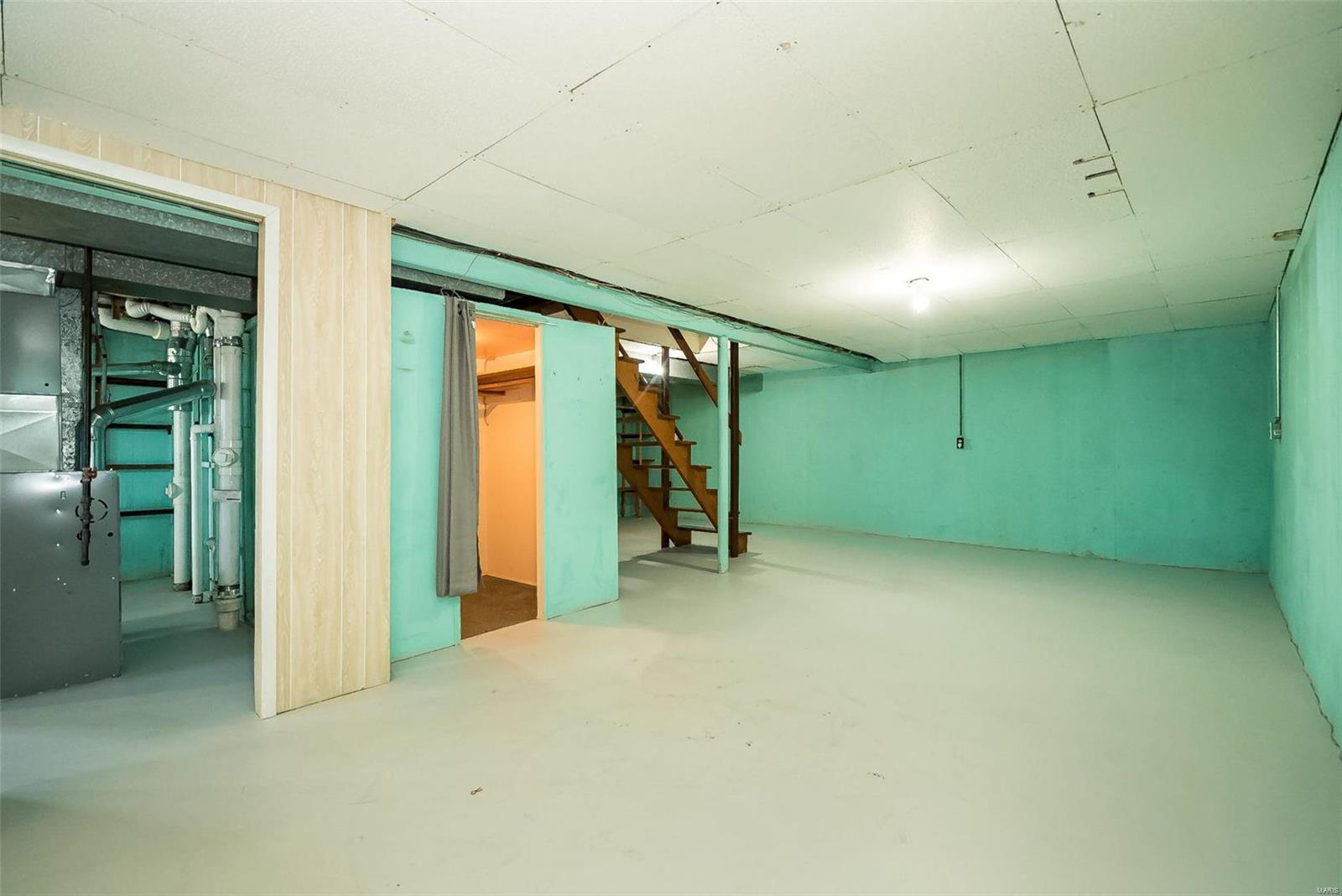 2330 Brown Road St. Louis, MO 63114 - Photo 37 of 51 Gallery Image 37