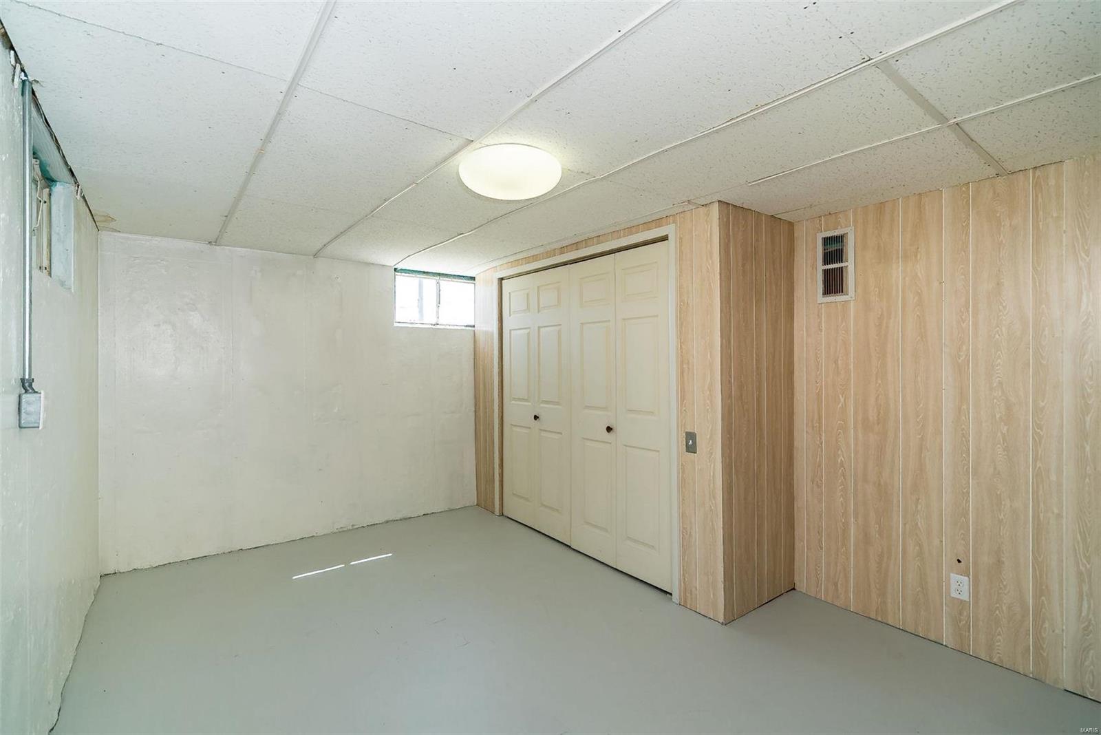 2330 Brown Road St. Louis, MO 63114 - Photo 41 of 51 Gallery Image 41