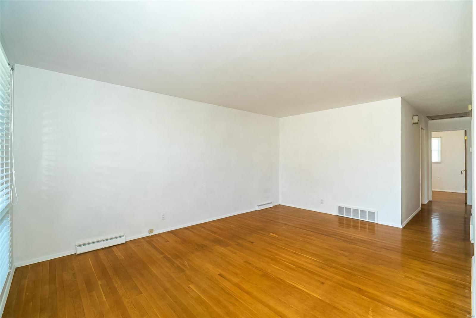 2330 Brown Road St. Louis, MO 63114 - Photo 8 of 51 Gallery Image 8