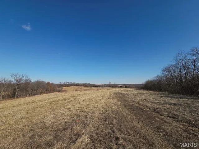 $331,250 | 21810 Sunflower Street, La Grange, MO 63448