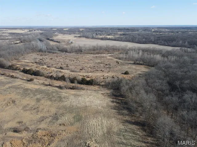 $331,250 | 21810 Sunflower Street, La Grange, MO 63448