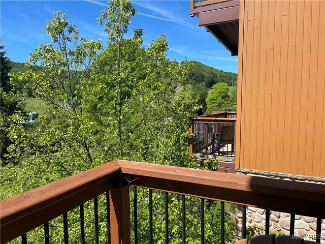 $107,000 | 6557 (321/323/4) Holiday Valley, Unit 323, Ellicottville, NY 14731